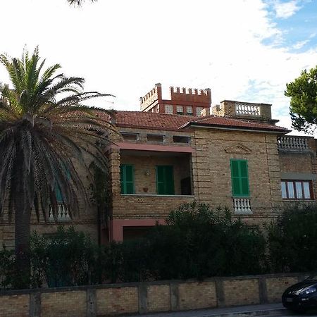 Appartamento Esmeralda Tortoreto Exterior foto